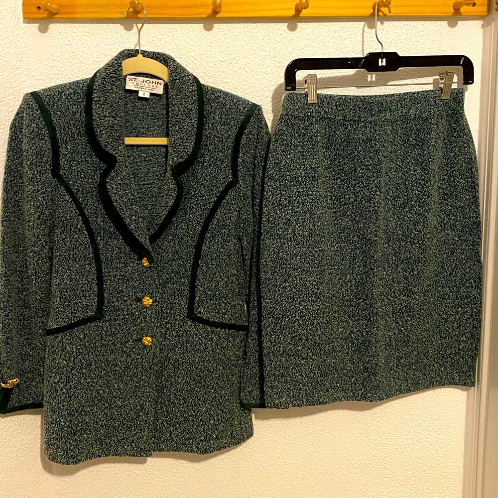 St. John by Marie Gray green skirt suit, top 2 skirt 4 NWT
